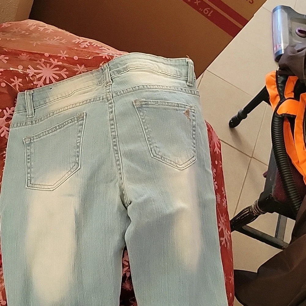 VIP Jeans - Picture 3 of 6